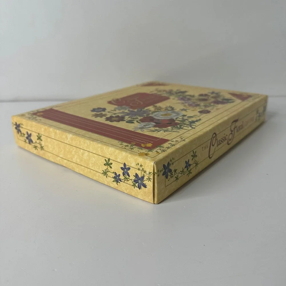 Vtg Classic Floral Gift Set Photo Album & 6 Cardstock Frames Envelopes Cottage